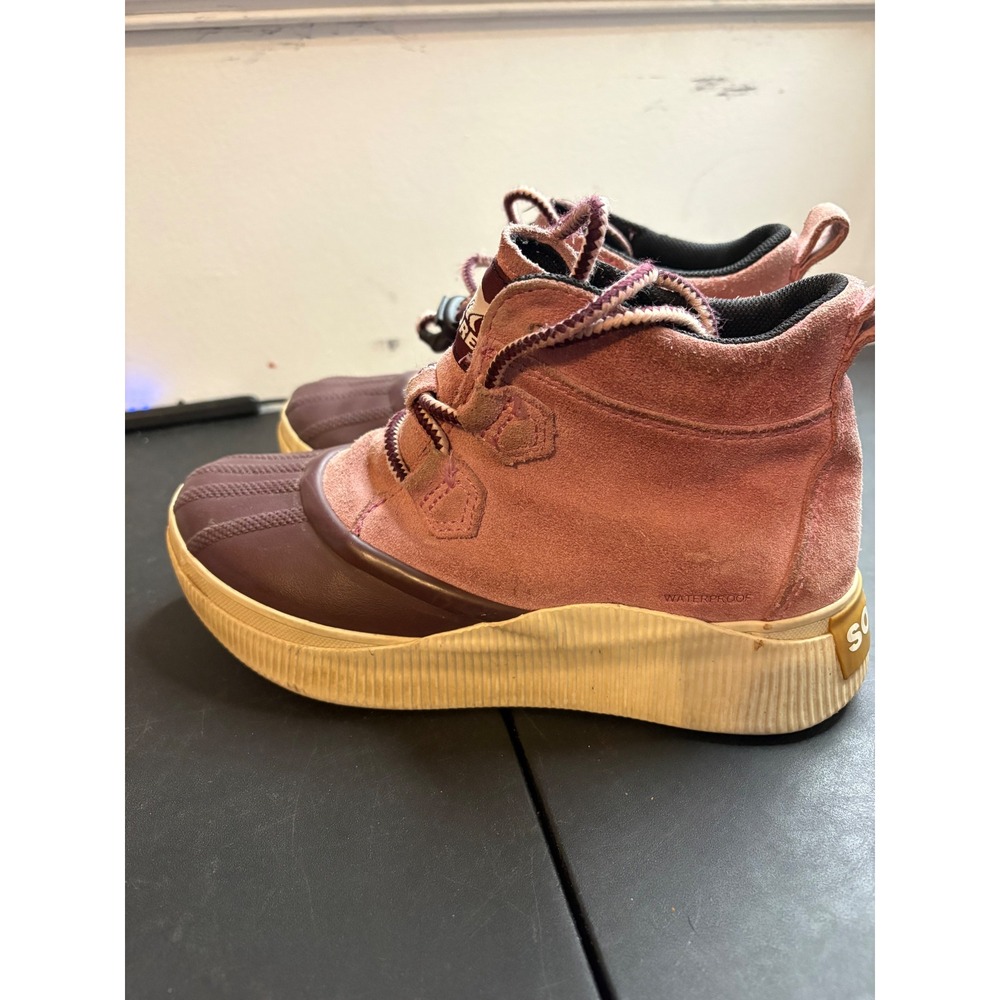 Sorel Out N About III Classic Waterproof Duck Boots Mauve Vapor NY5169-627 Sz 5